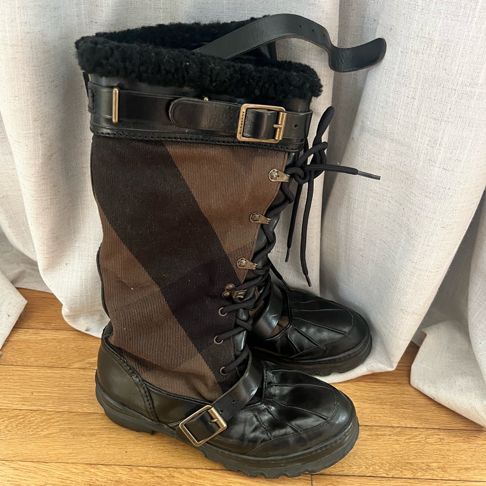 Burberry Boots